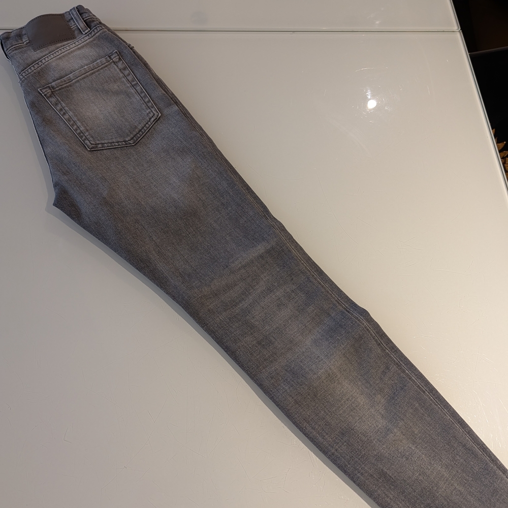 6397 Women's Gray Straight Leg Jeans